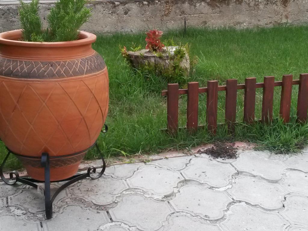 فندق غيفيغليافي  Garden Vila المظهر الخارجي الصورة