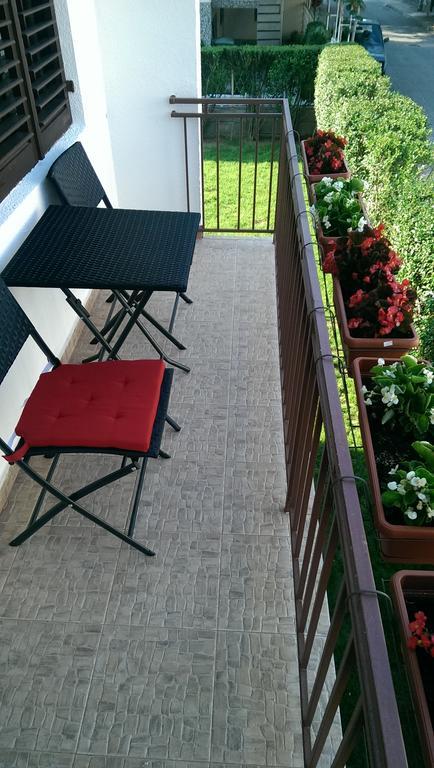 Garden Vila غيفيغليا الغرفة الصورة